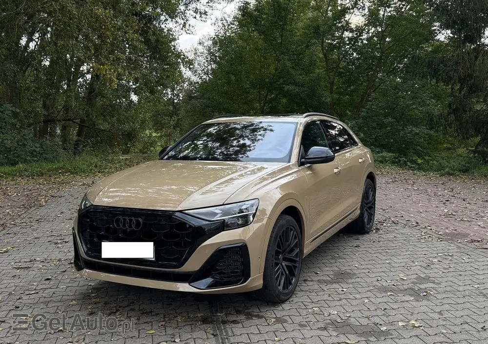 AUDI SQ8 