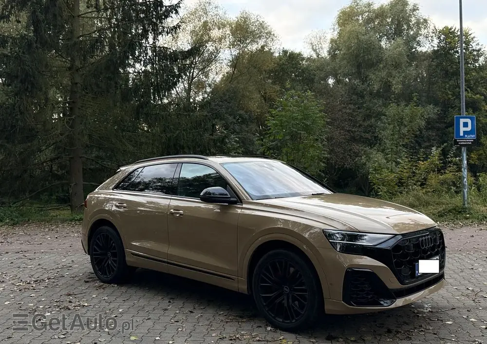 AUDI SQ8 