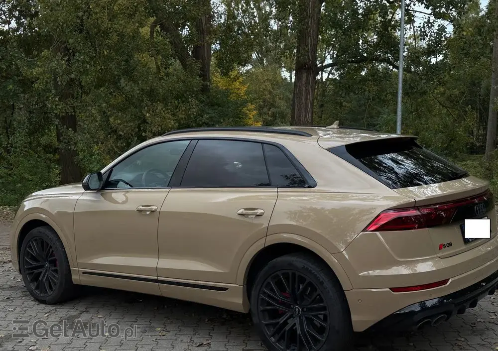AUDI SQ8 