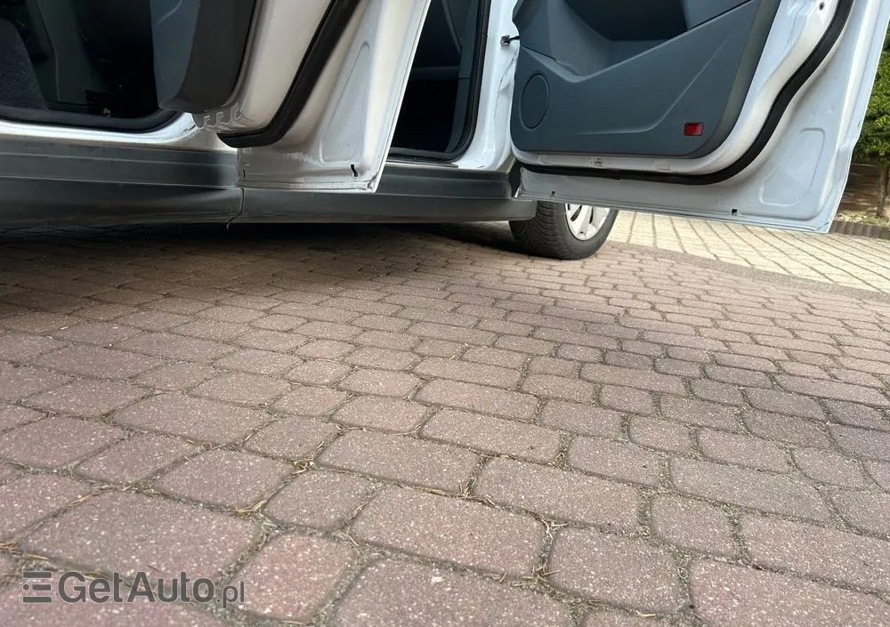 FORD C-MAX 2.0 TDCi Titanium