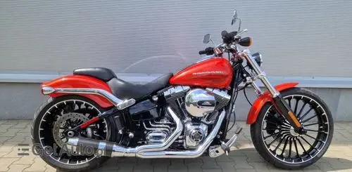HARLEY-DAVIDSON FXSB Breakout 