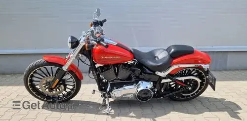 HARLEY-DAVIDSON FXSB Breakout 