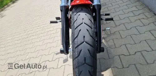 HARLEY-DAVIDSON FXSB Breakout 