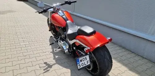 HARLEY-DAVIDSON FXSB Breakout 