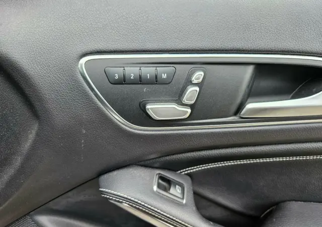 MERCEDES-BENZ GLA 200 CDI 7G-DCT Edition 1