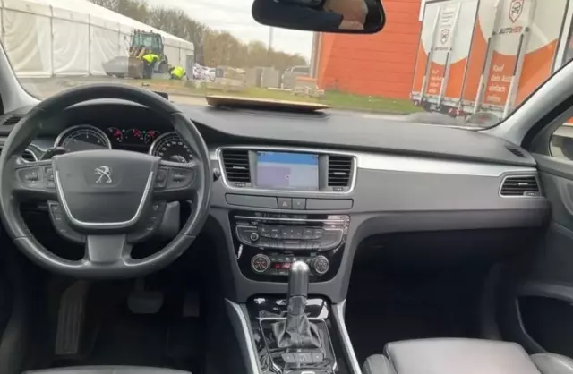 PEUGEOT 508 