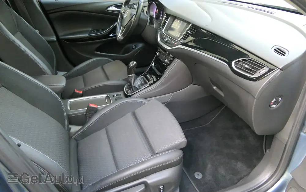 OPEL Astra 1.4 Turbo Innovation