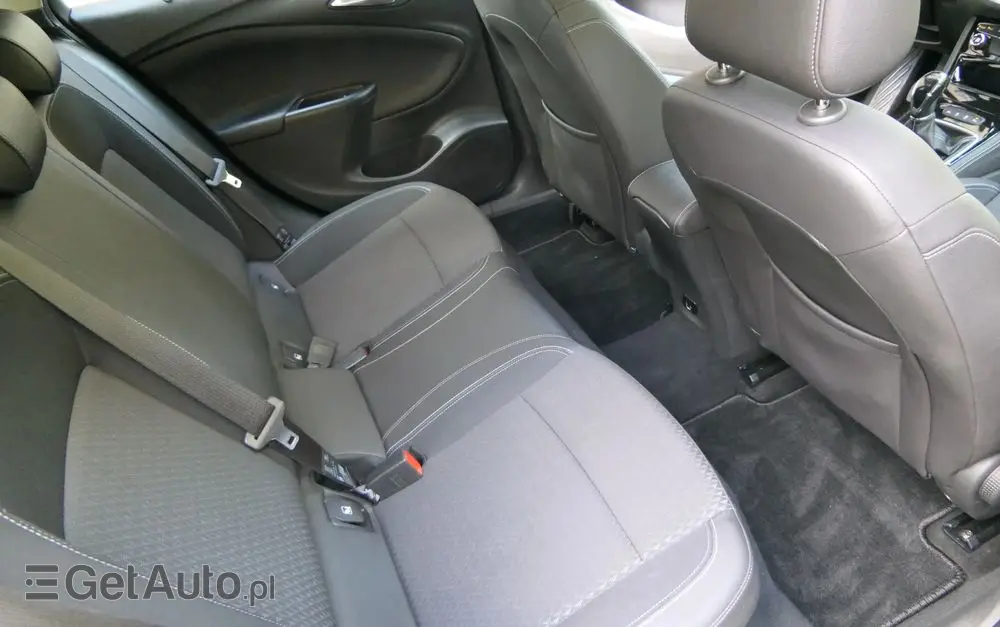 OPEL Astra 1.4 Turbo Innovation