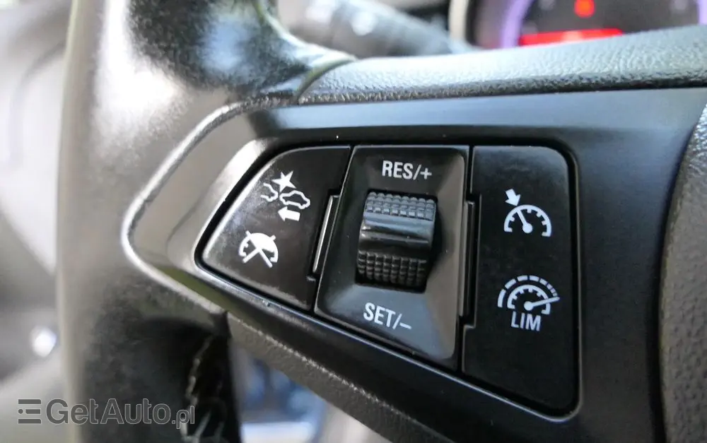 OPEL Astra 1.4 Turbo Innovation
