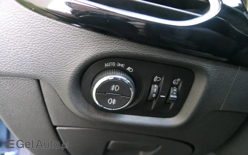 OPEL Astra 1.4 Turbo Innovation