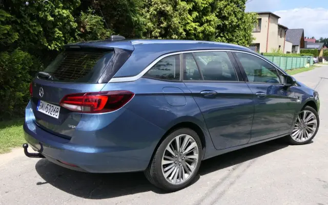 OPEL Astra 1.4 Turbo Innovation