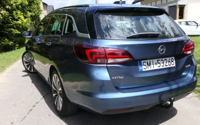 OPEL Astra 1.4 Turbo Innovation