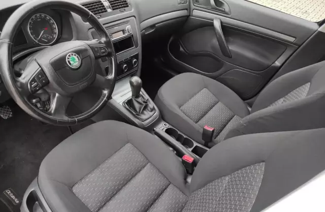 SKODA Octavia 
