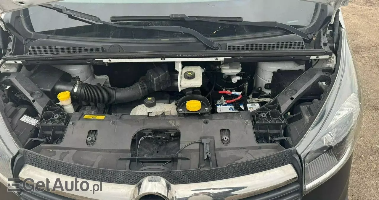 OPEL Vivaro 