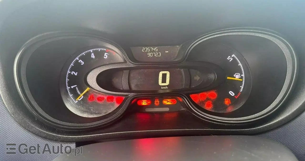 OPEL Vivaro 