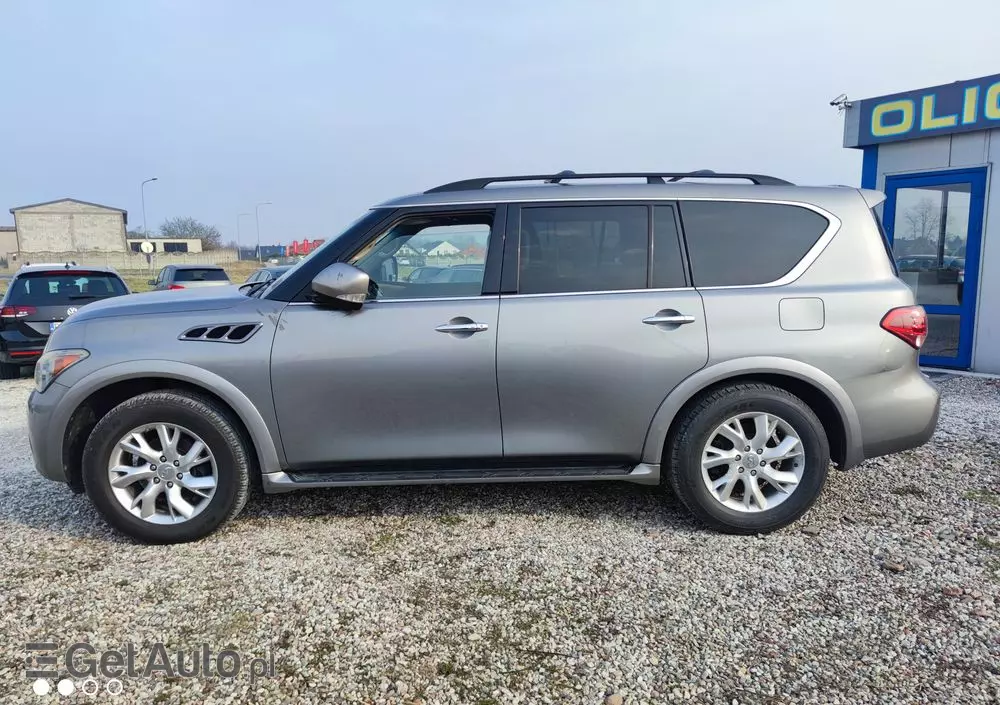 INFINITI QX80 