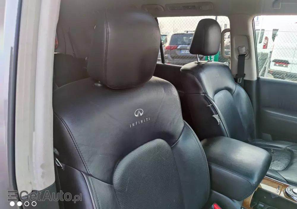 INFINITI QX80 