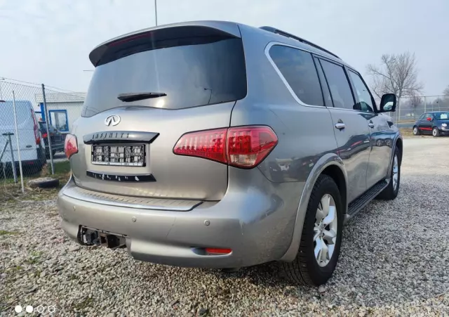 INFINITI QX80 