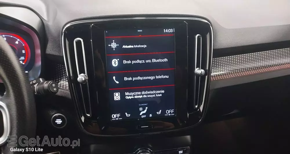 VOLVO XC 40 D3 R-Design