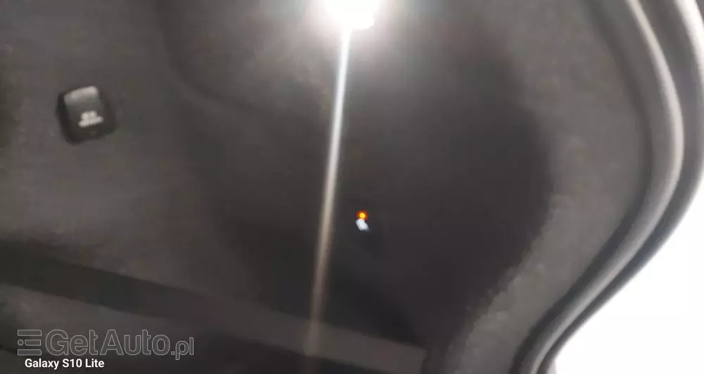 VOLVO XC 40 D3 R-Design