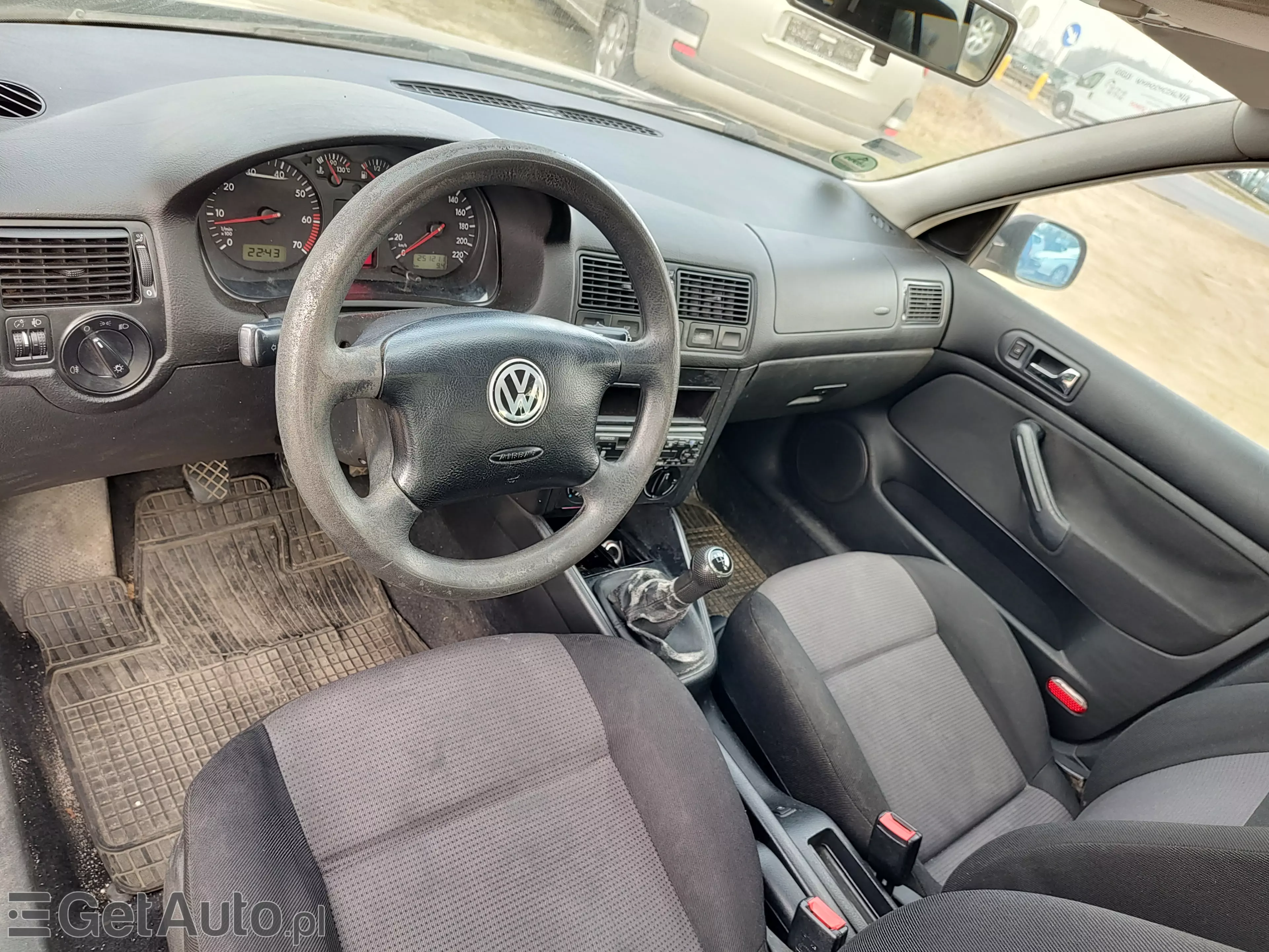 VOLKSWAGEN Golf Comfortline