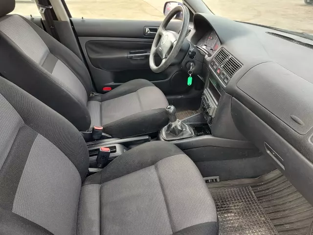 VOLKSWAGEN Golf Comfortline