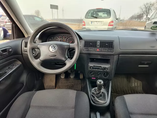 VOLKSWAGEN Golf Comfortline