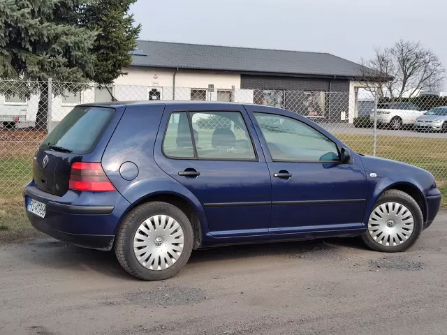 VOLKSWAGEN Golf Comfortline