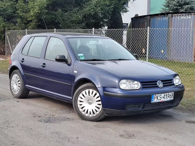 VOLKSWAGEN Golf Comfortline