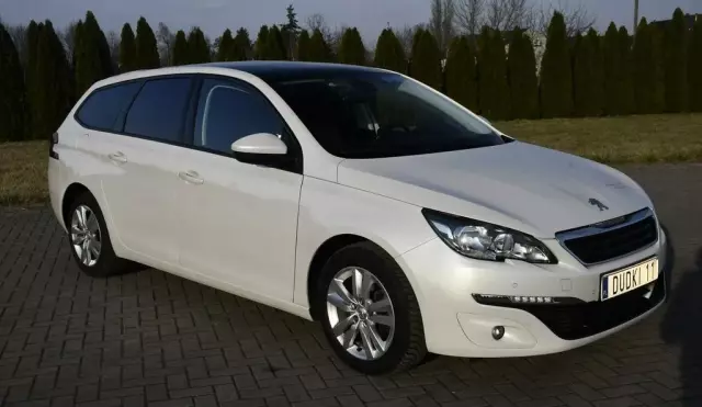 PEUGEOT 308 