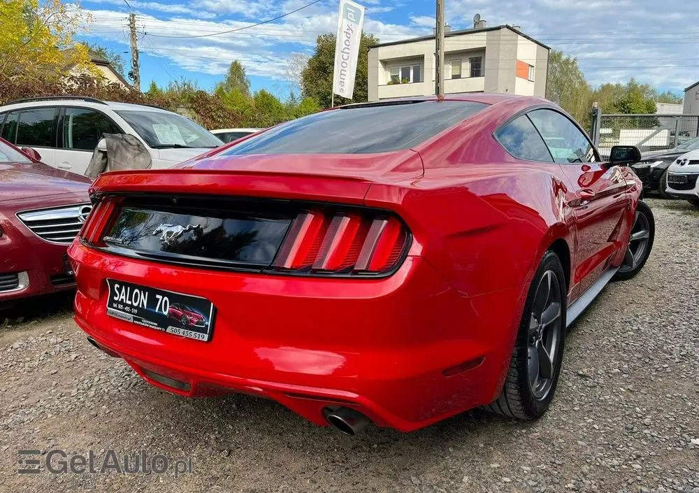 FORD Mustang 