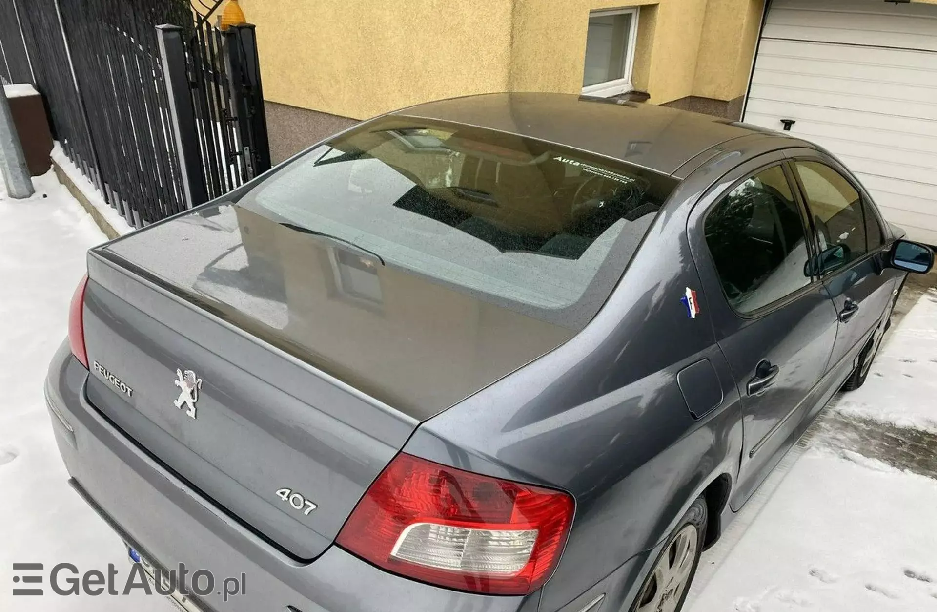 PEUGEOT 407 