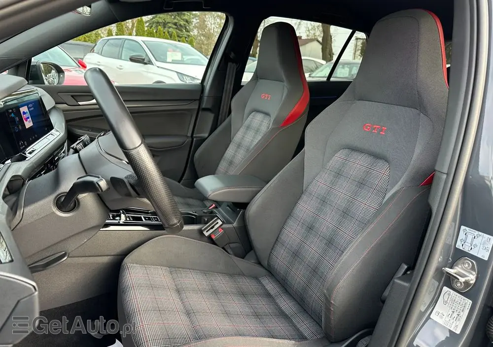 VOLKSWAGEN Golf 2.0 TSI GTI DSG