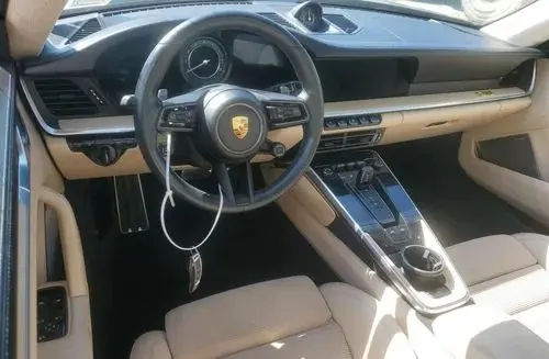 PORSCHE 911 