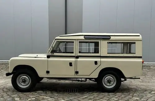 LAND ROVER Inny 