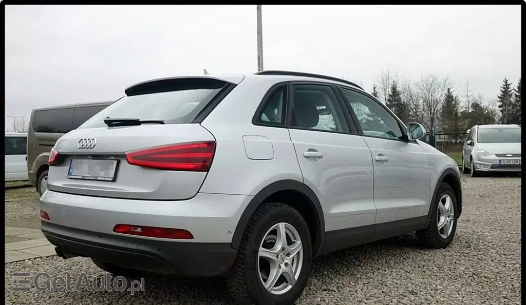 AUDI Q3 