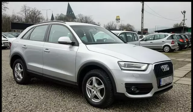 AUDI Q3 