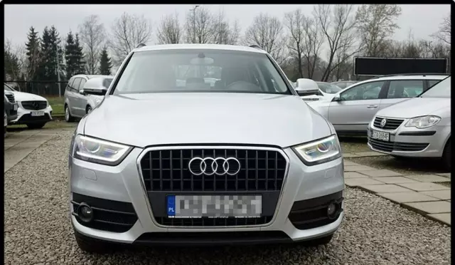 AUDI Q3 