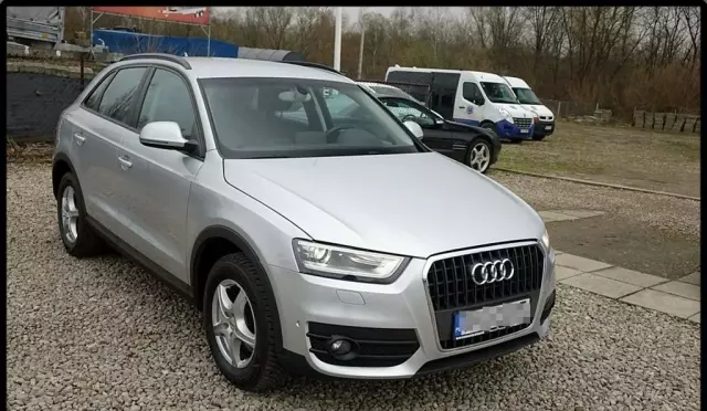 AUDI Q3 