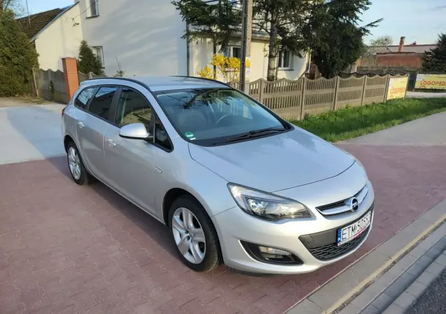 OPEL Astra 1.6 Selection