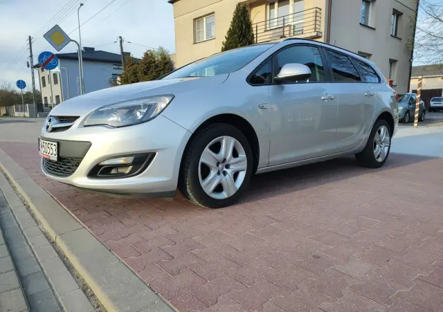 OPEL Astra 1.6 Selection
