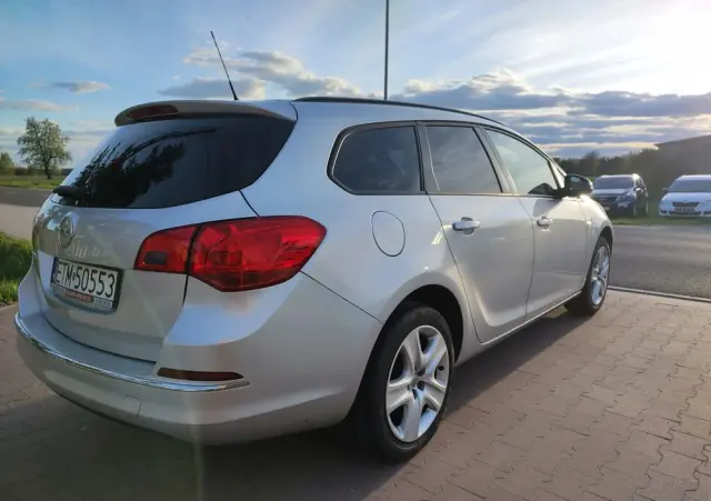 OPEL Astra 1.6 Selection