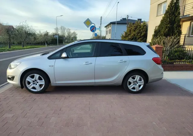 OPEL Astra 1.6 Selection