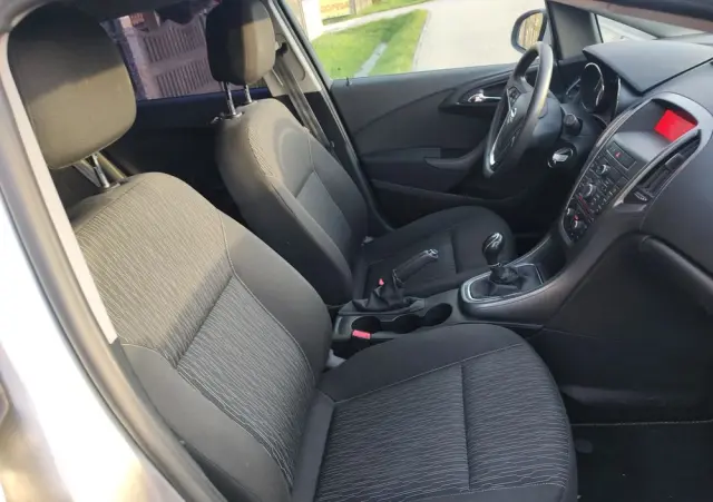 OPEL Astra 1.6 Selection