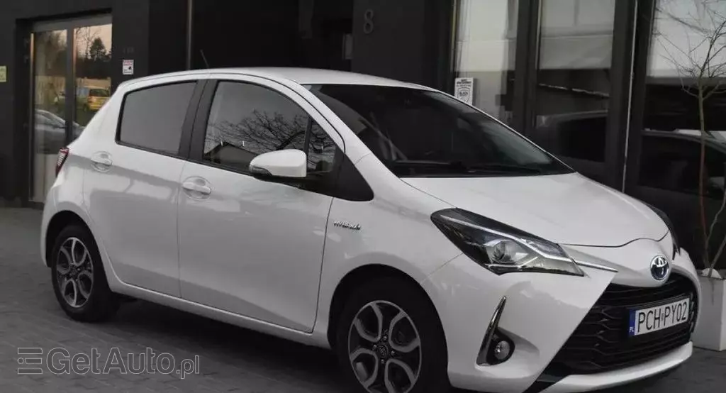 TOYOTA Yaris 