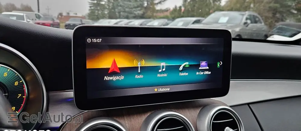 MERCEDES-BENZ Klasa C 200 4Matic 9G-TRONIC AMG Line