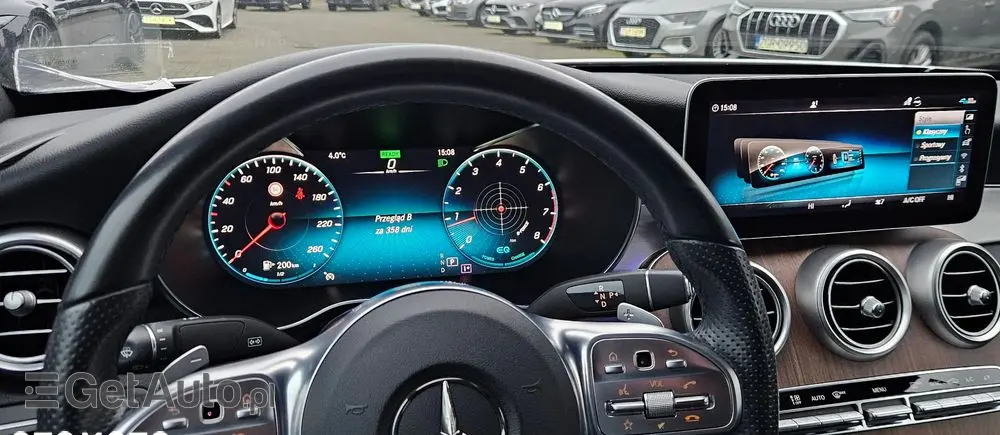 MERCEDES-BENZ Klasa C 200 4Matic 9G-TRONIC AMG Line