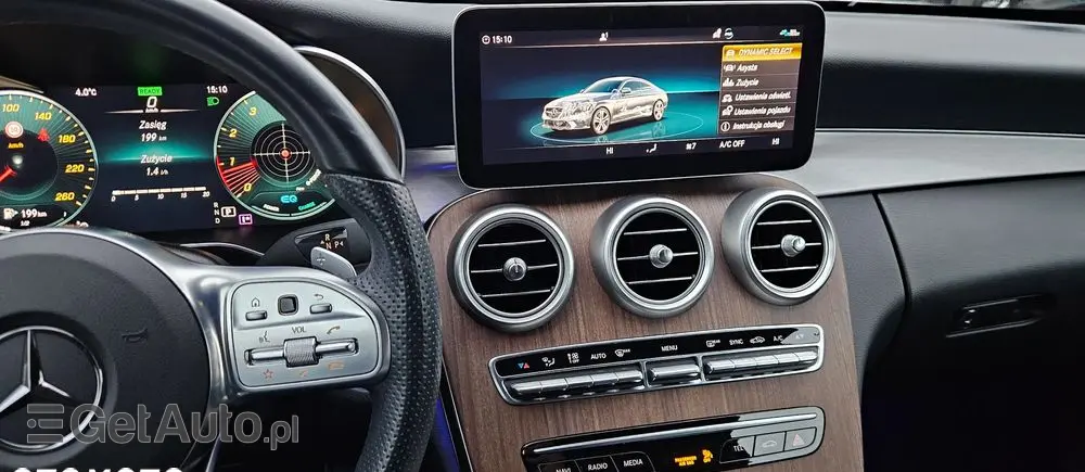 MERCEDES-BENZ Klasa C 200 4Matic 9G-TRONIC AMG Line