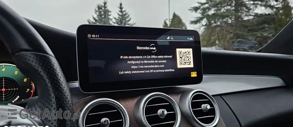 MERCEDES-BENZ Klasa C 200 4Matic 9G-TRONIC AMG Line