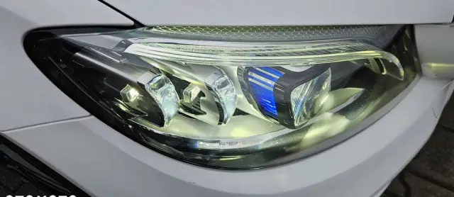 MERCEDES-BENZ Klasa C 200 4Matic 9G-TRONIC AMG Line